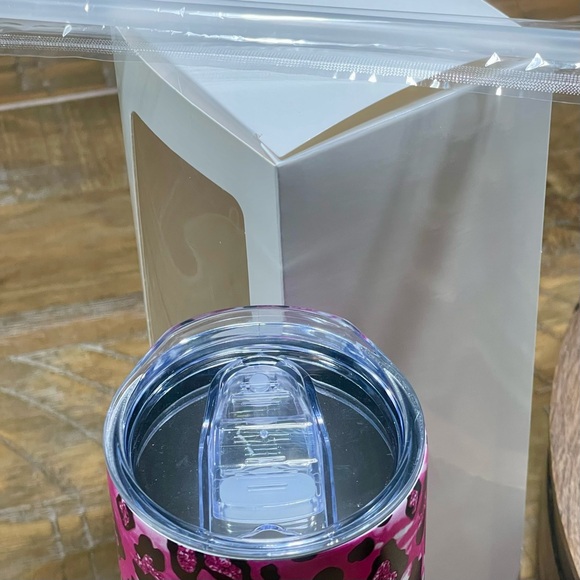 Pink Leopard Print Tumbler 20oz. Stainless Steel - Picture 4 of 4